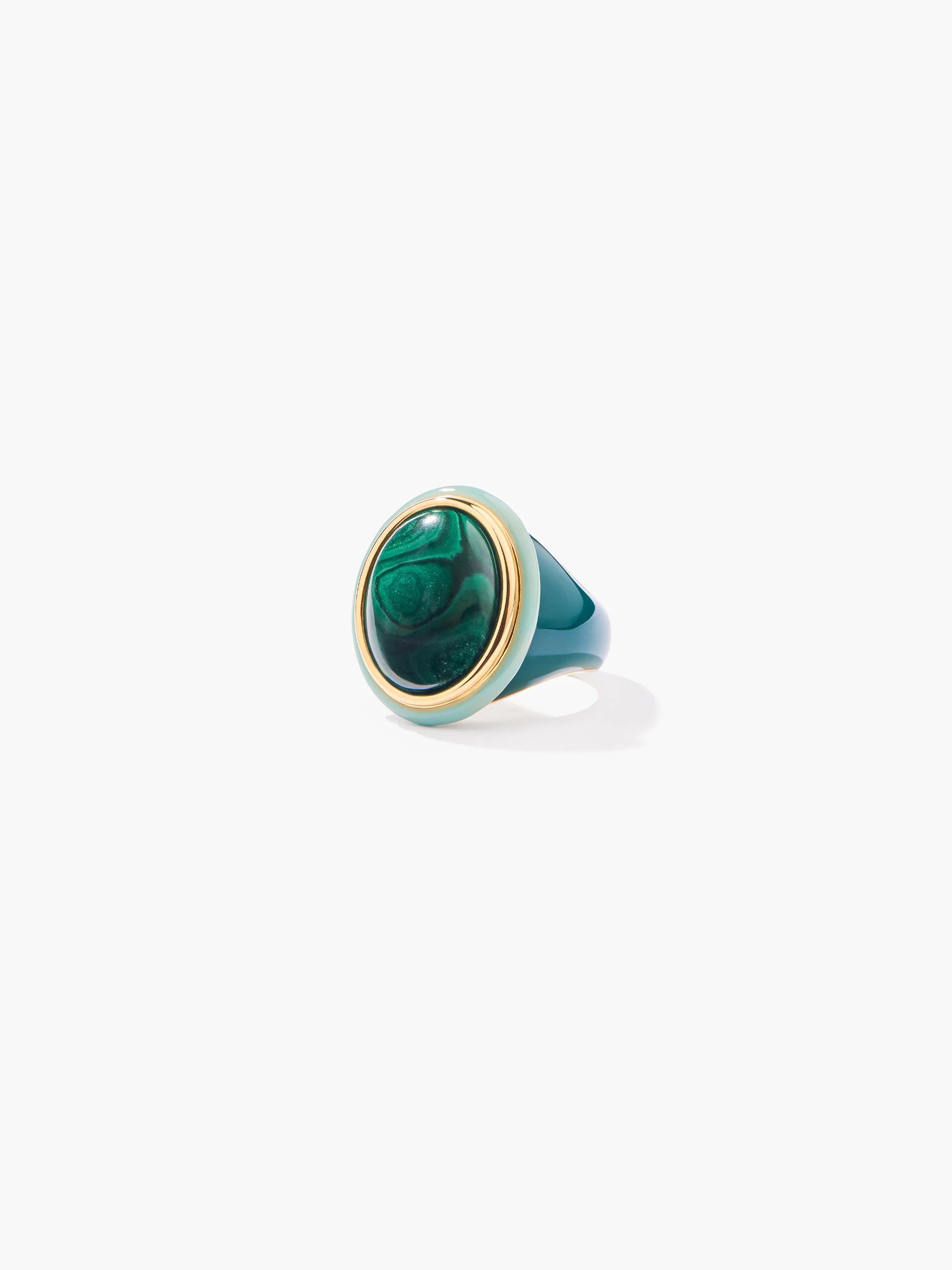 GREEN CAMEO RING